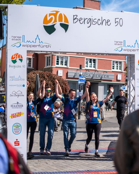Mit Freude am Wandern dabei | Bergische 50 · Das Sport-Event im Bergischen Land